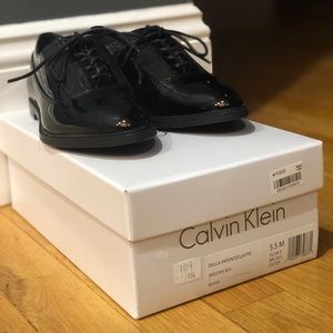 Calvin Klein Black Tuxedo Style Shoe Size 5.5